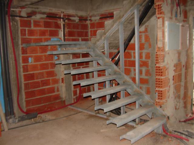 escada12 (Small).JPG