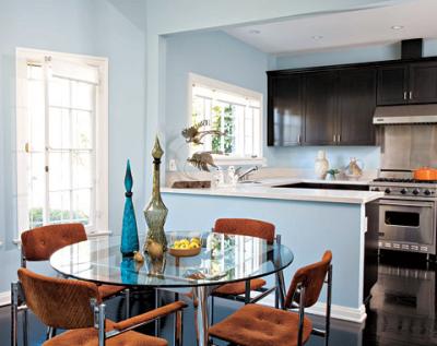 dark+wood+kitchen+blue+walls+orange+chairs+decorpad.jpg