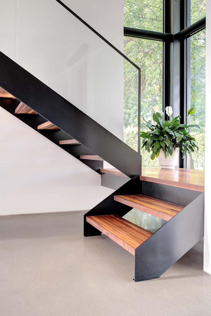 battigdesign-escalier-bois-vitre-moderne--282-29@726f726.jpg