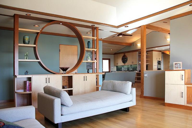Imaginative-room-divider-elevates-the-style-quotient-of-the-living-room.jpg