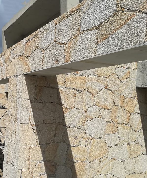 Muro de pedra – Ponte Pedras