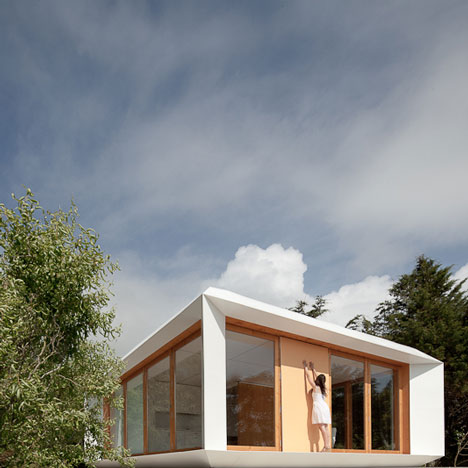dezeen_Mima-House-by-Mima-Architects_5.jpg