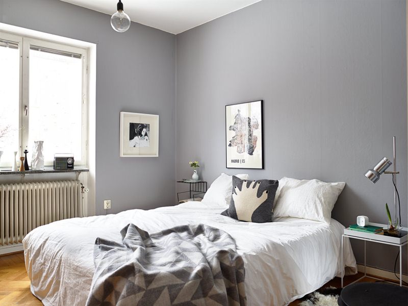 grey-walls-in-Scandinavian-bedroom.jpg