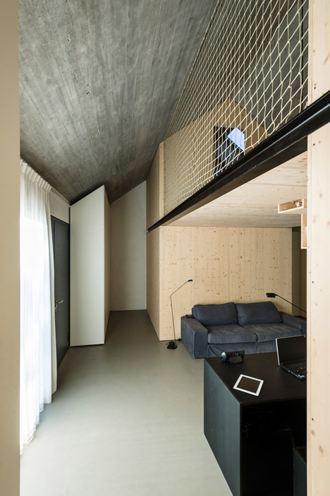 Compact-Karst-House-by-Dekleva-Gregoric-Arhitekti_dezeen_468_7.jpg